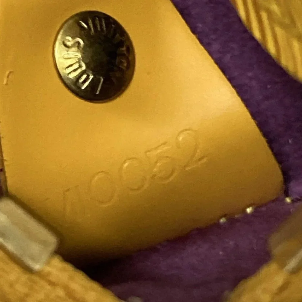 LOUIS VUITTON Soufflot Jaune Epi - Handbag 650-081525 - Picture 8 of 10